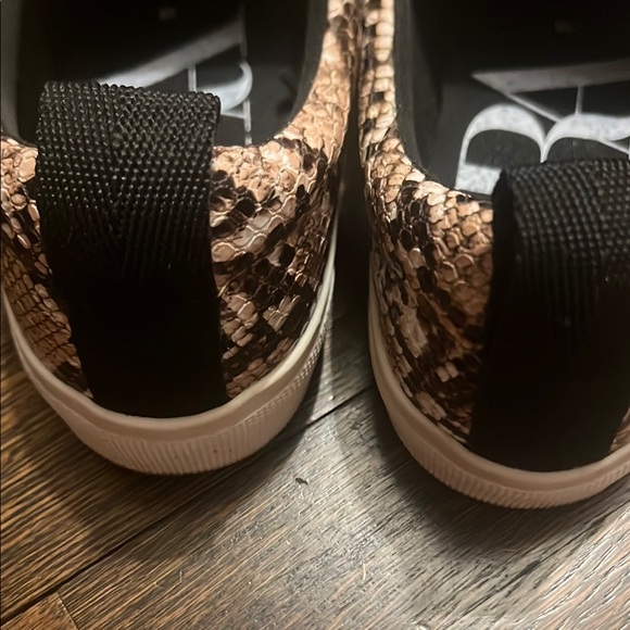 SPERRY Pink Top Silders & ZARA Animal print pullon sneaker SZ8 for $12 2 for 1 - Picture 8 of 8